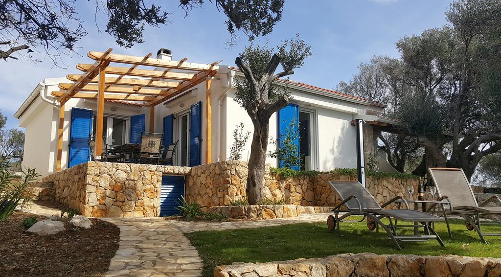 Beach House Adriana ลุน ภายนอก รูปภาพ